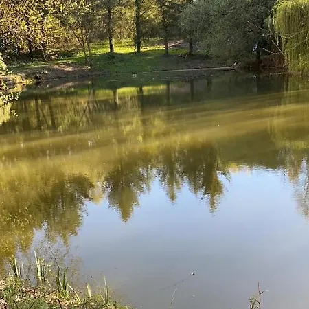 Chestnut Pool Camping Saint-James
